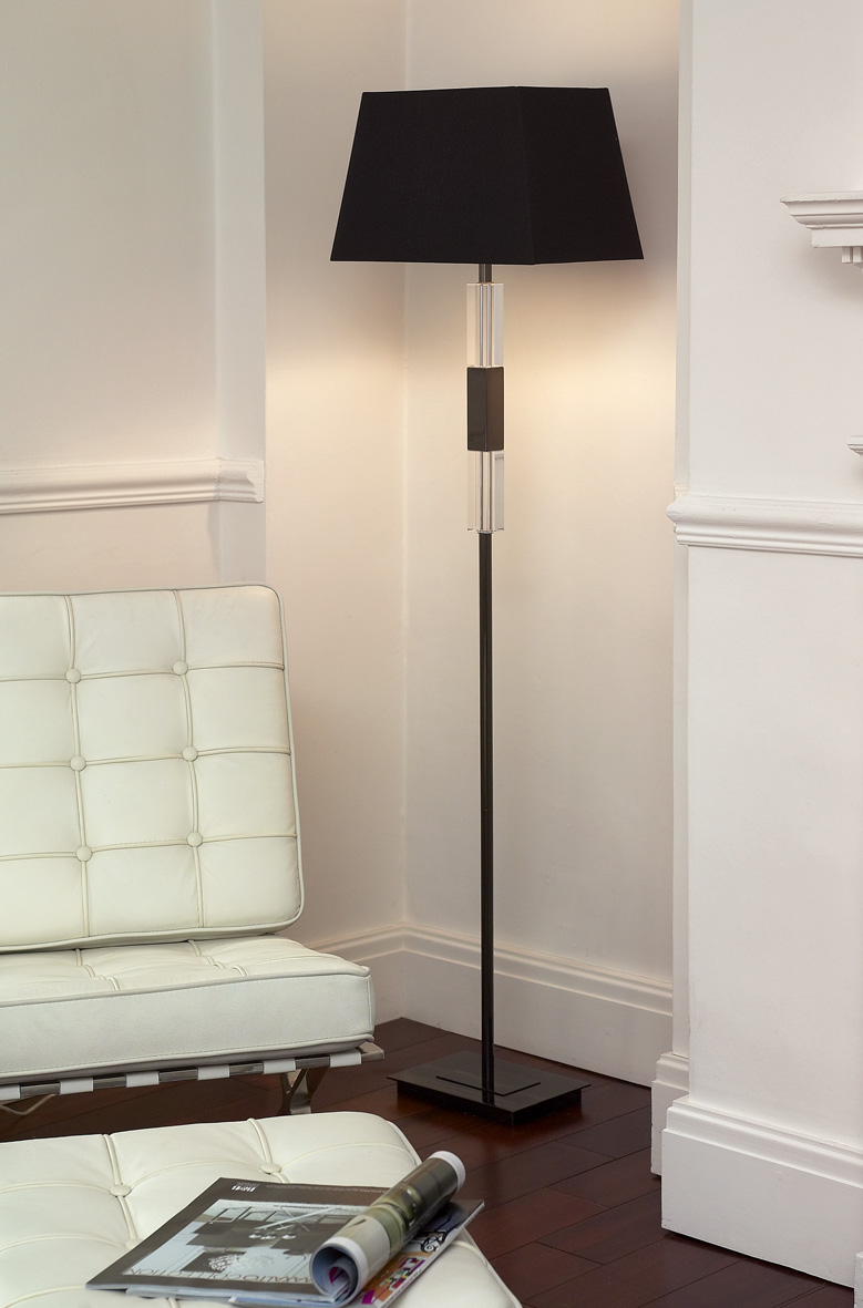 Floor lamp