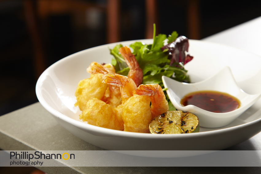 Prawn with spicy dip